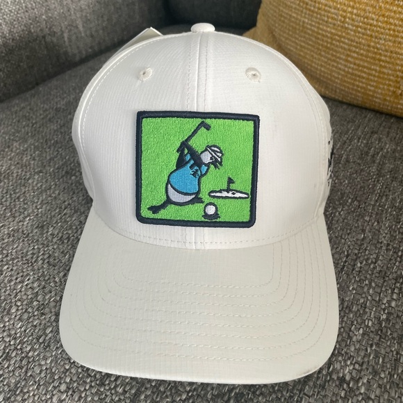 Original Penguin Other - Original Penguin Cream Cap with Green Embroidery